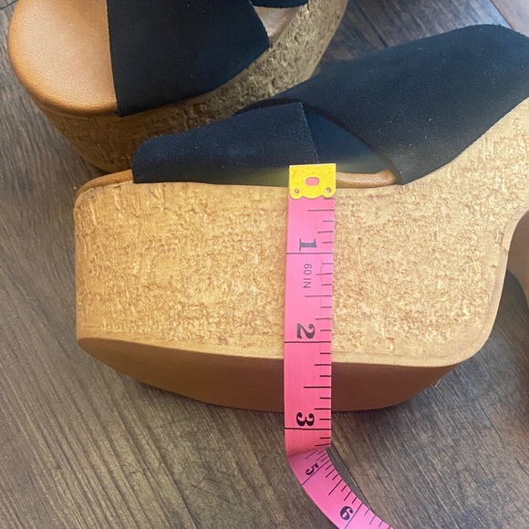 Steve Madden Black Suede Platform Sandals - Picture 10 of 10